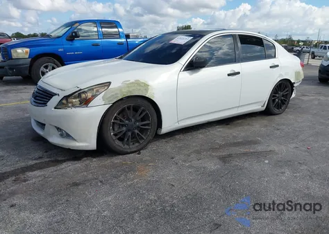 2011 Infiniti G37 Journey z USA, uszkodzony, nr VIN JN1CV6AP4BM300782